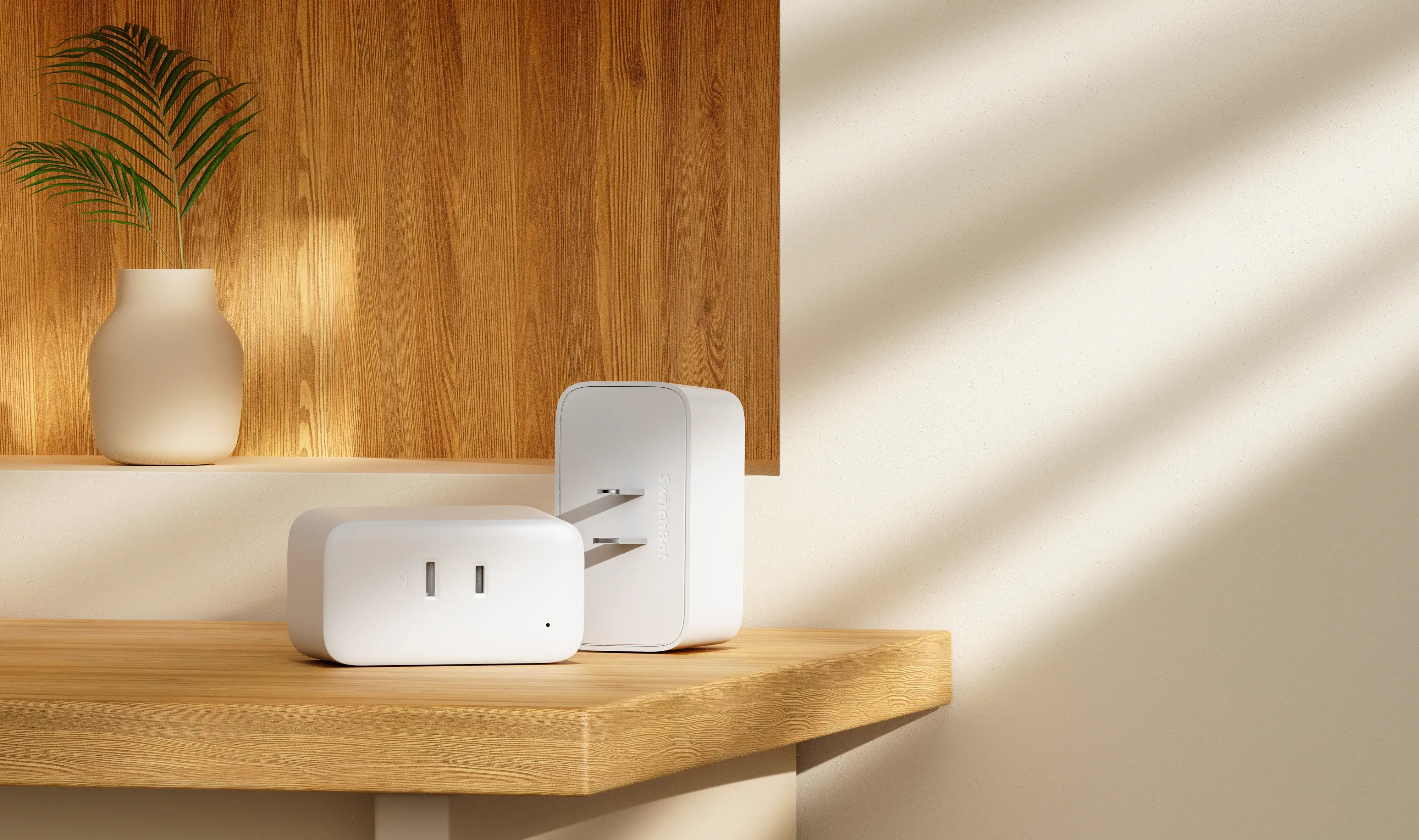 SwitchBotプラグミニが生まれ変わって新発売！スイッチを操作しないスマートな生活を手に入れよう